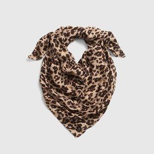 GAP Women Kerchief Scarf NWT